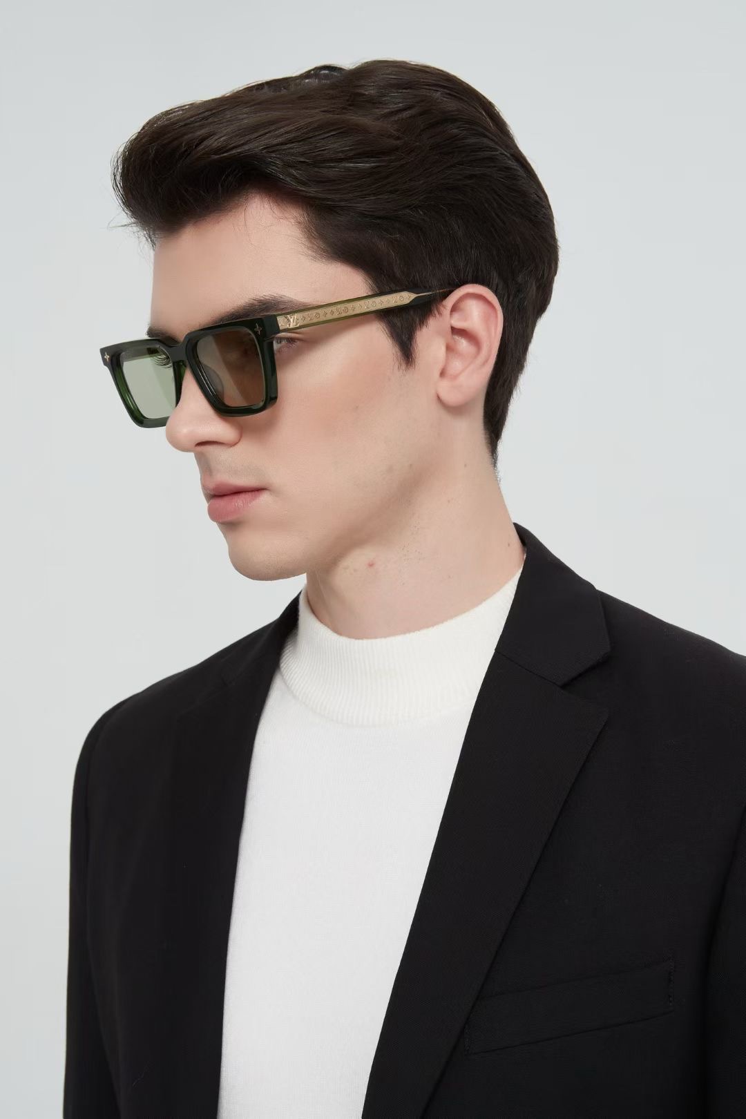 P‼️ 模特图 LOUIS VITTO*LV Aura Square太陽眼鏡是路易威登彰顯精湛工藝及標誌