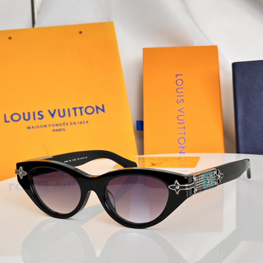 变色片‼️LOUIS VUITTO*镜框点缀着古铜色五金配件半字母组合钉花曲线周围的前面，而一个复杂的工