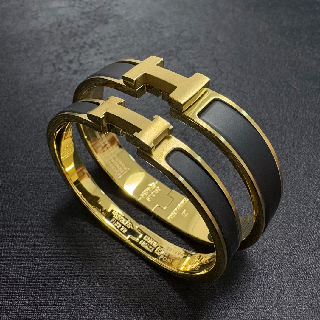Hermès 爱马仕So Black 黑武士金色金边黑色磨砂手镯｜手镯；宽版尺寸17号、19号、21号 窄版8mm尺寸：17/19号