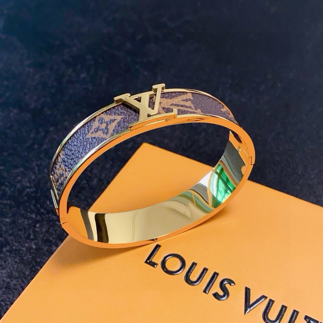 Louis Vuitton 新品 新款 LV中号宽版皮革纹印花手镯