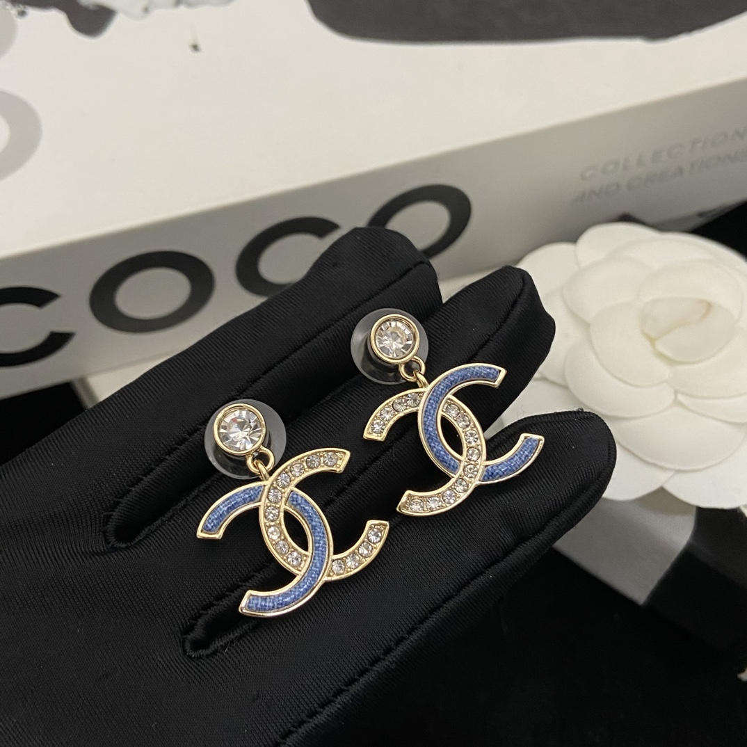 Chanel Chanel 耳饰