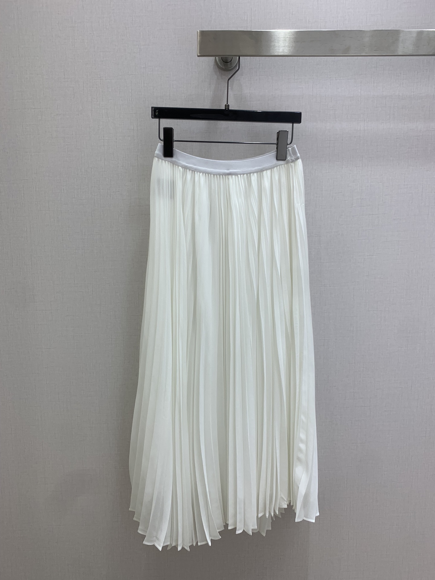 NO:753784,Highly recommended 26 early spring new style, spliced ​​pleated long skirt, fairy elegant pleated gauze skirt, four colors, SMLXL code, high quality ABC,,skirts,19860909强烈推荐 26早春新款 拼接百褶长半裙 仙气飘逸压褶纱裙 四个色 SMLXL码 高品质ABC,,skirts,,Women's clothing
