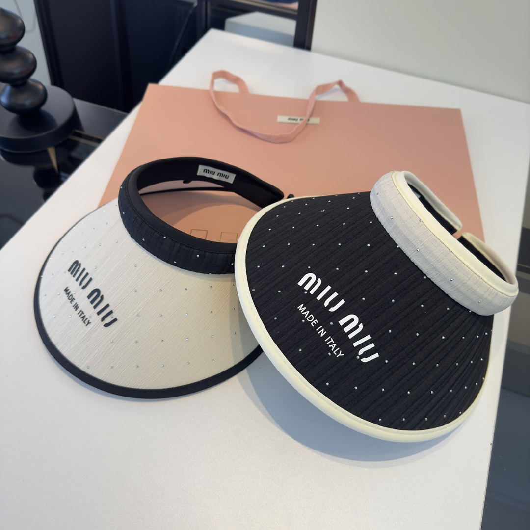 Pmiumiu缪缪新款遮阳空顶帽，头围57cm