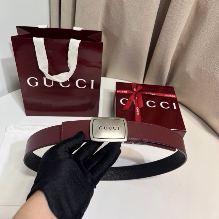 GUCCI 新款 GG Marmont系列引入了受档案启发的轮廓