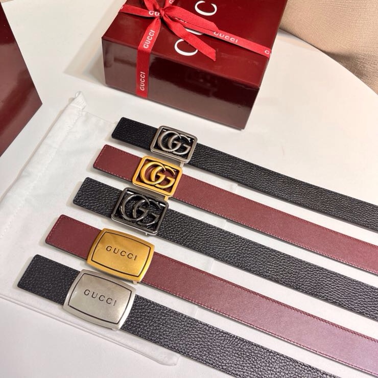 GUCCI 新款 GG Marmont系列引入了受档案启发的轮廓