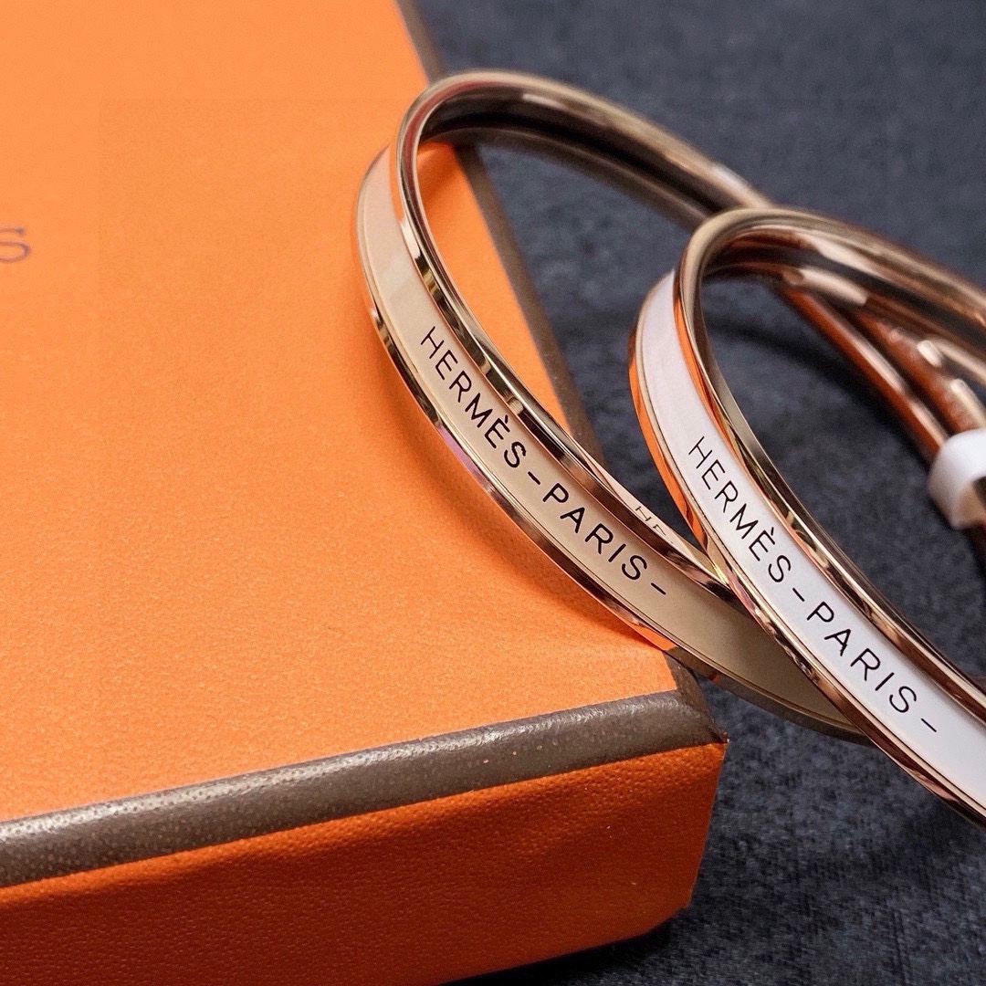 Hermès 小红书 推荐 爱马仕Hermes珐琅手镯小号细款高版本