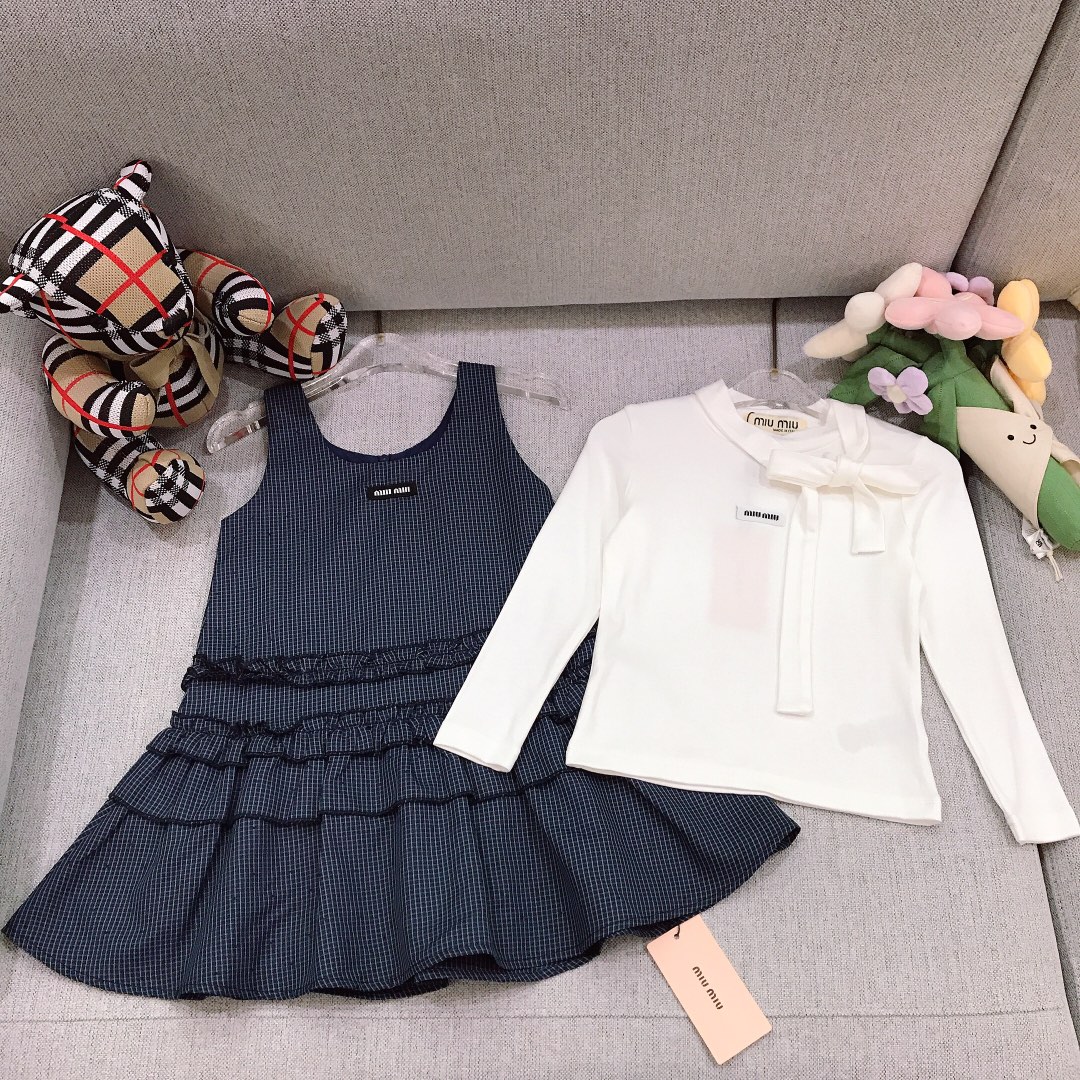 Alta costura solo cambio de talla. Tallas: 100-150. Vestido de cuadros MIUMIU 👗 dos piezas [camiseta interior de algod…