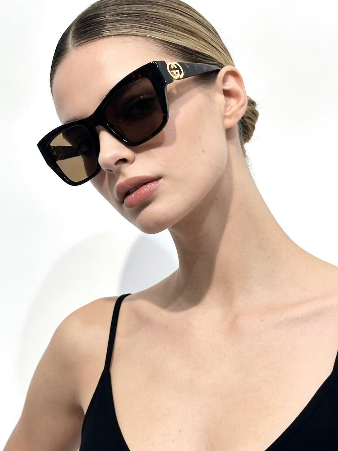 ‼️ 模特图 GUCCI*🐝🐝🐝MODEL：GG2124O 🐝🐝🐝SIZE:52口18-135 🐝🐝🐝