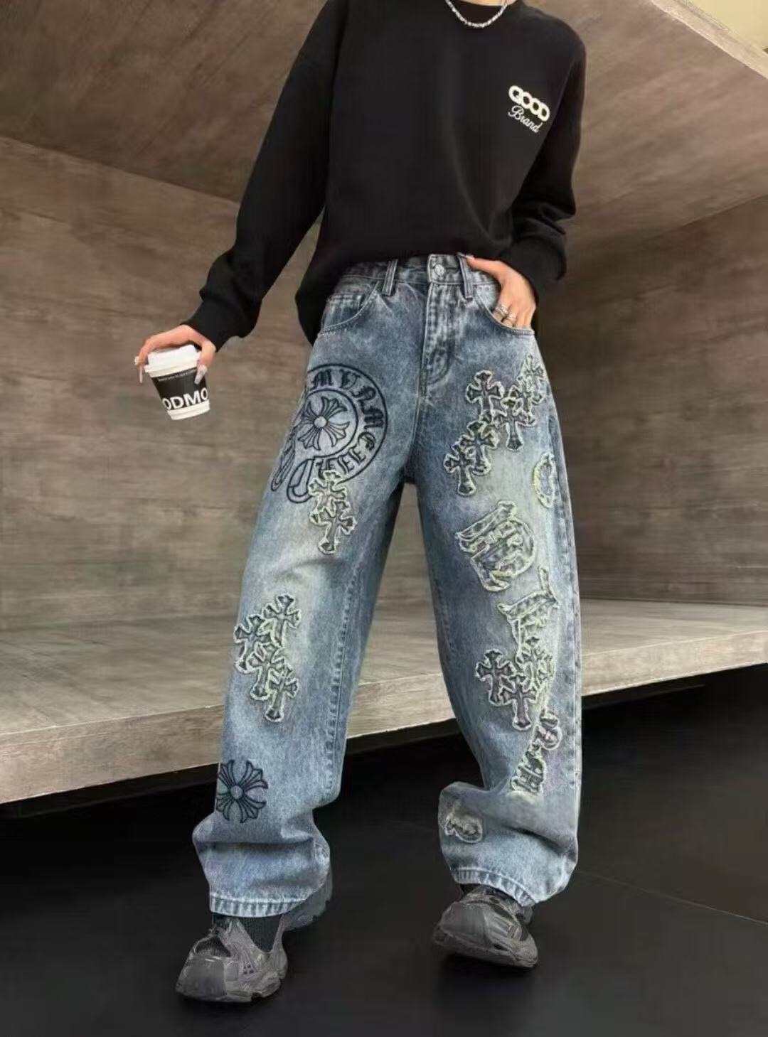 NO:755601,Model No. 20261612 Chrome Hearts' latest style Sanskrit embroidered three-dimensional raw edge cross straight slim denim trousers, blue, S-XL, [M size waist 66, pants length 105; weight 0.600kg], Chrome Hearts-Clothing, chrome hearts,19860909款号20261612 克罗心*新款 梵文刺绣立体毛边十字架直筒显瘦牛仔长裤,蓝色,S-XL,【M码腰围66,裤长105；重量0.600kg】,克罗心-服装,chrome hearts,,Women's clothing