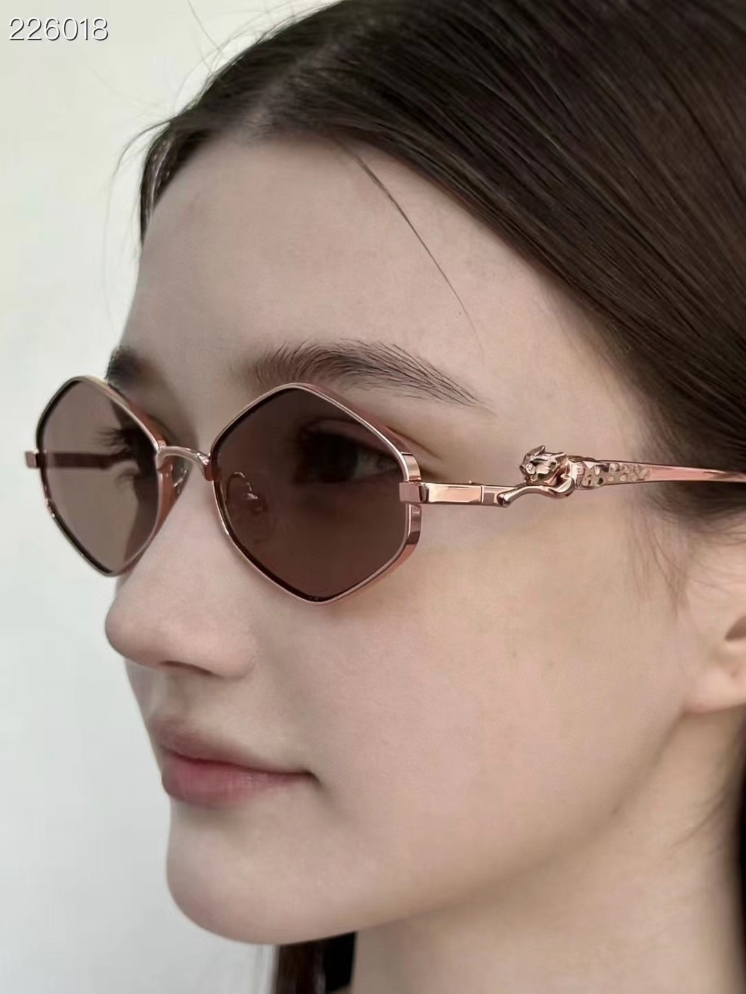 NO:764893,135 color changing film Cartie*MODELCT0751S SIZE: 56 mouth 18-143 glasses sunglasses sunglasses, glasses, cartier19860909135 变色片Cartie*MODELCT0751S SIZE: 56口18-143眼镜墨镜太阳镜,眼镜,cartier,glasses