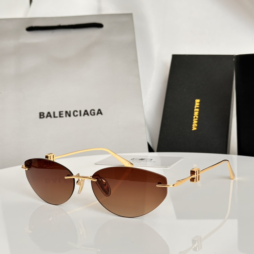 ‼️BALENCIAG*MOD：BB0508Ssize：61口17-145