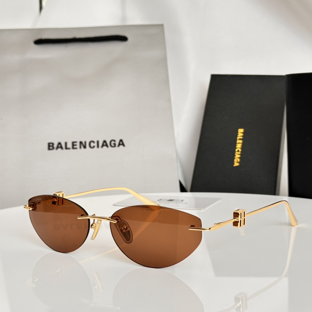 ‼️BALENCIAG*MOD：BB0508Ssize：61口17-145