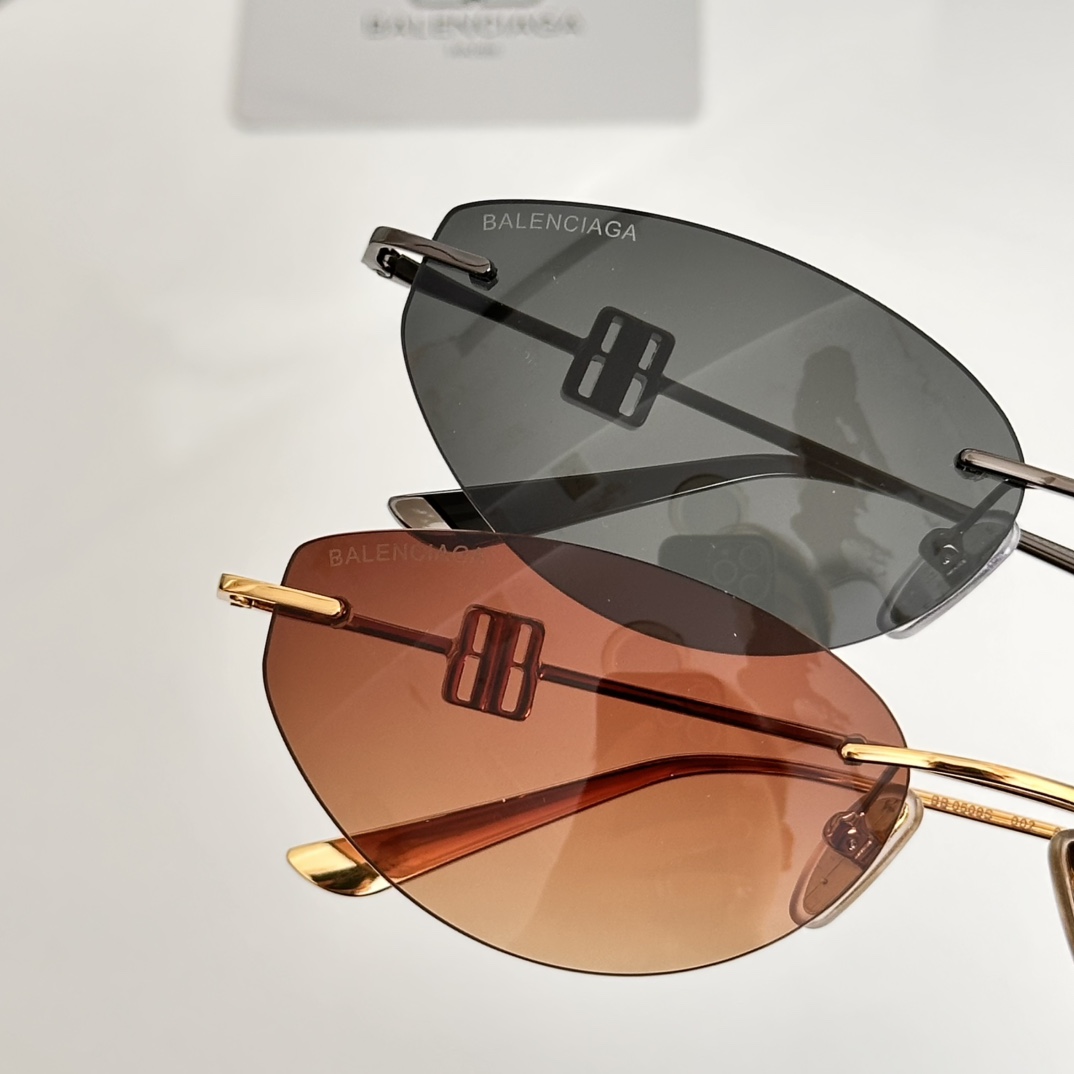 ‼️BALENCIAG*MOD：BB0508Ssize：61口17-145