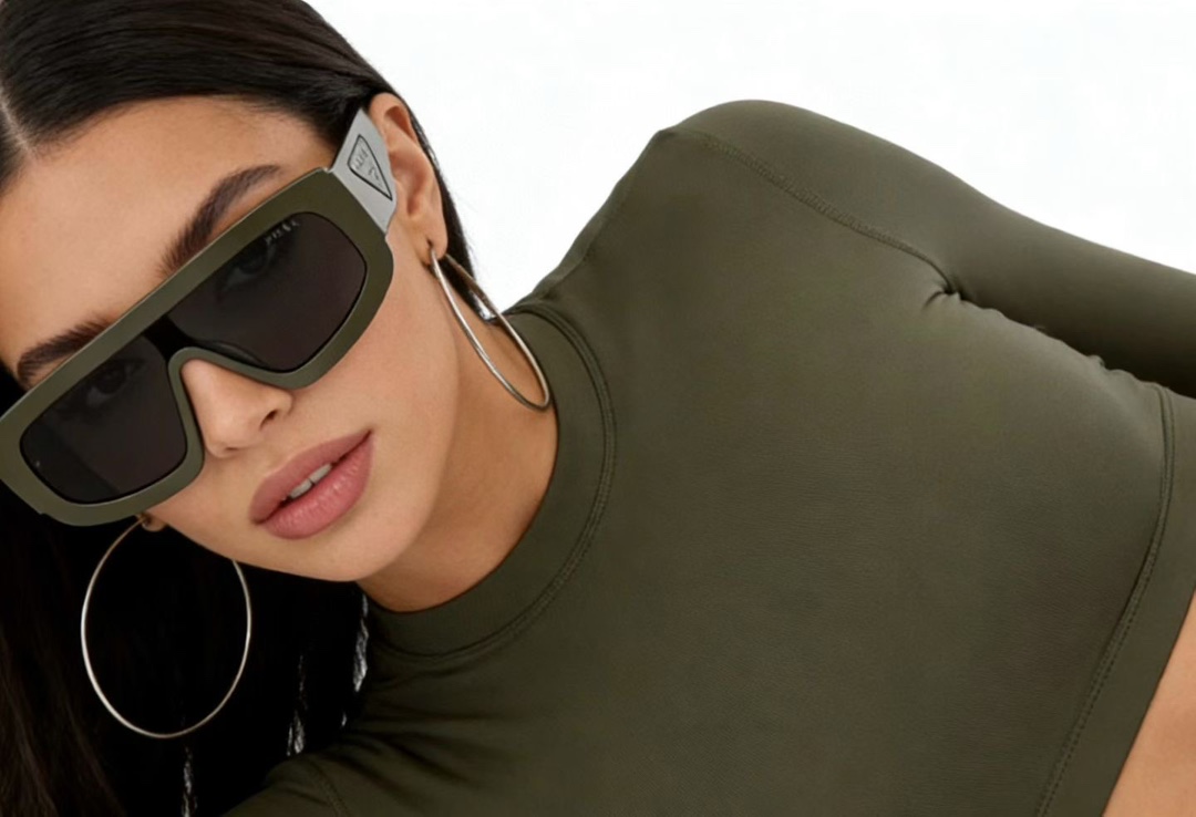 ‼️ 模特图 PRADA✨✨✨MODEL：PRD10S✨✨✨SIZE：124口145✨✨✨