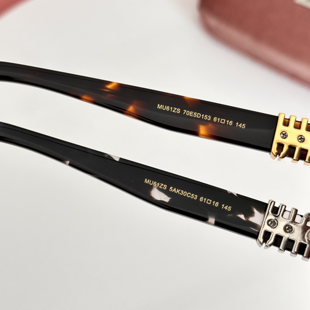 ‼️MIU M*🎀🎀🎀MODEL:MU61ZS🎀🎀🎀SIZE：61口16-145🎀🎀🎀