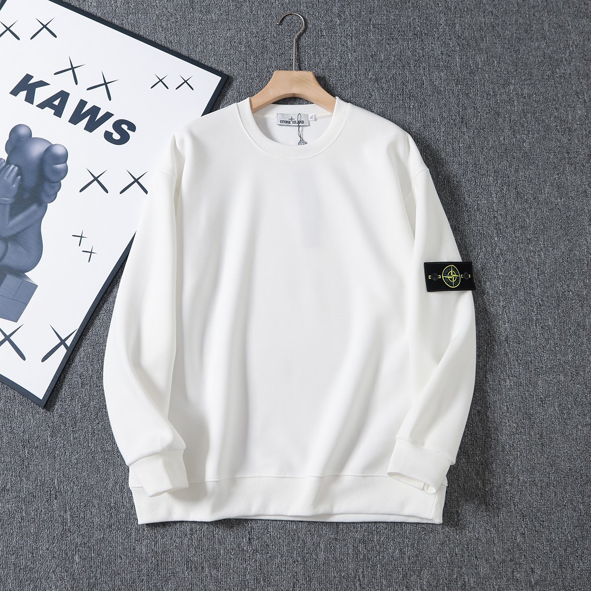 Alternative view of Hoodie 08506