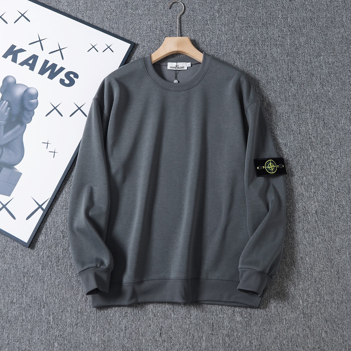 Alternative view of Hoodie 08505