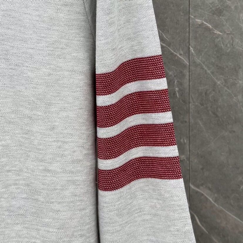 THOM BROWNE 汤姆布朗 TB 网眼朱地色织新配色卫衣，休闲圆领卫衣 \n码数：1-5 颜色：灰