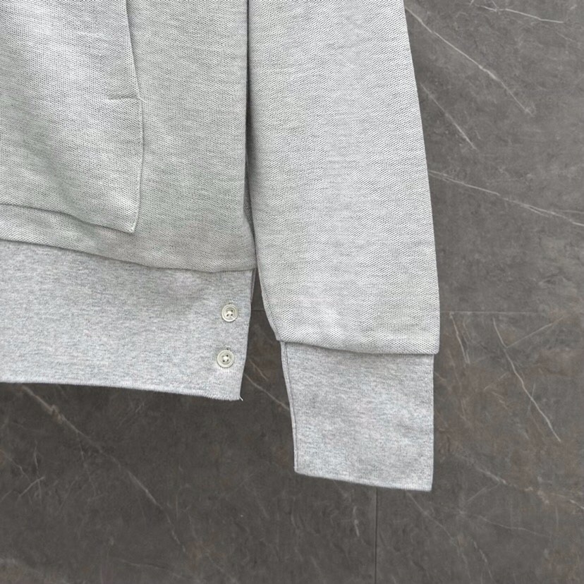 THOM BROWNE 汤姆布朗 TB 网眼朱地色织新配色拉链外套 ，连帽卫衣开衫\n码数：1-5 颜色