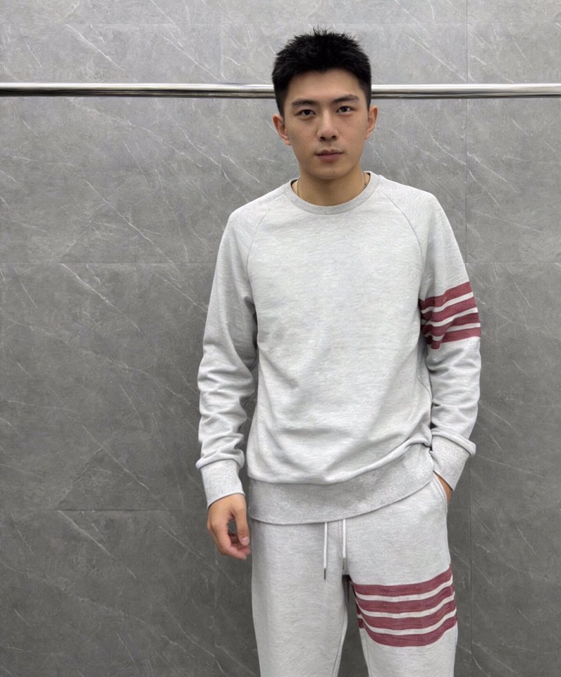 THOM BROWNE 汤姆布朗 TB 网眼朱地色织新配色卫衣圆领套装，休闲圆领卫衣套装\n码数：1-5