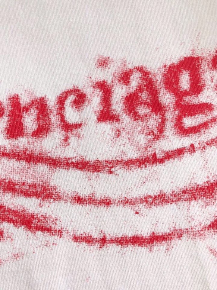 BALENCIAGA 巴黎世家（高版本）\nBAL 2026SS早春新款印花短袖圆领T恤，定织定染纯棉3