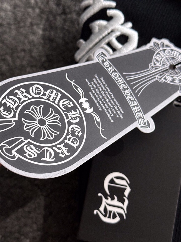 Chrome Hearts 克罗心（高版本）\nCH 2026SS春夏最新款圆领时尚短袖圆领T恤，官网同