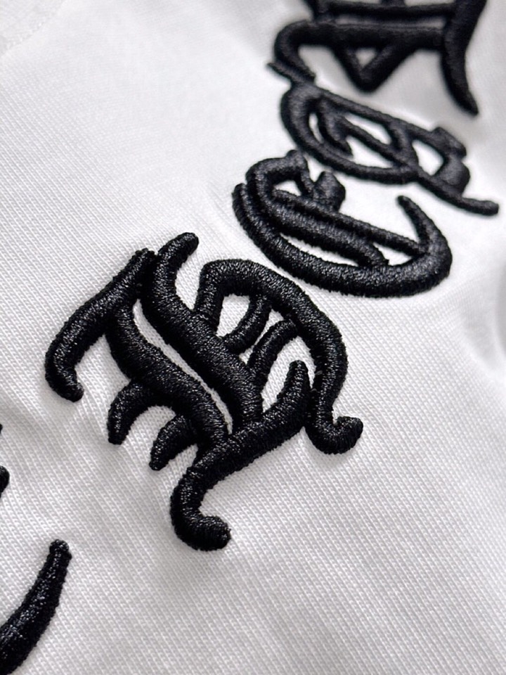 Chrome Hearts 克罗心（高版本）\nCH 2026SS春夏最新款圆领时尚短袖圆领T恤，官网同