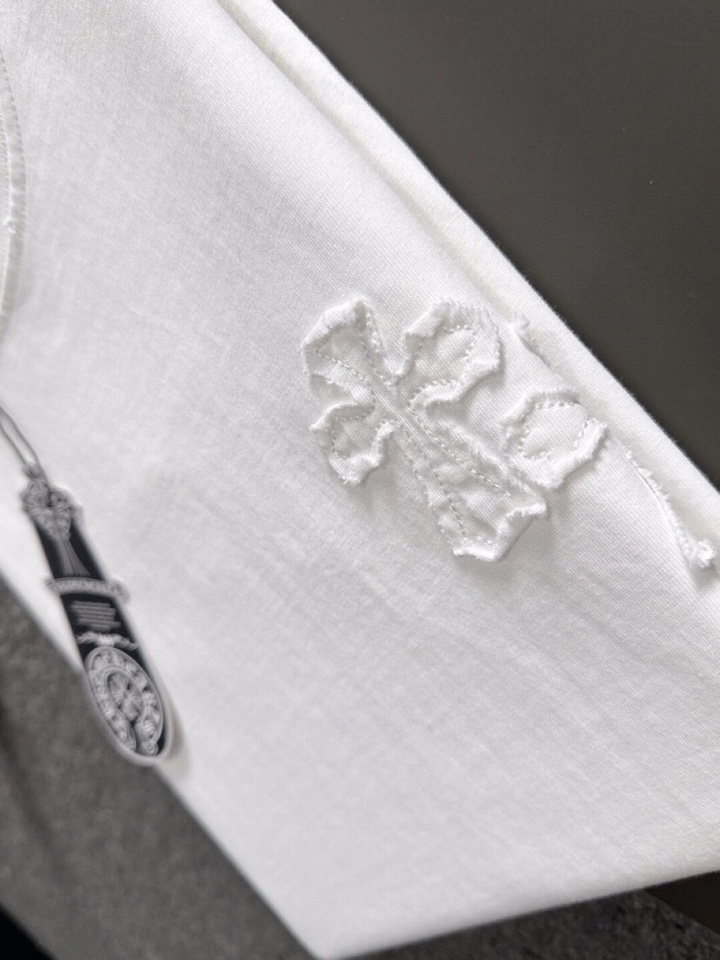 Chrome Hearts 克罗心（高版本）\nCH 2026SS春夏最新款圆领时尚短袖圆领T恤，官网同