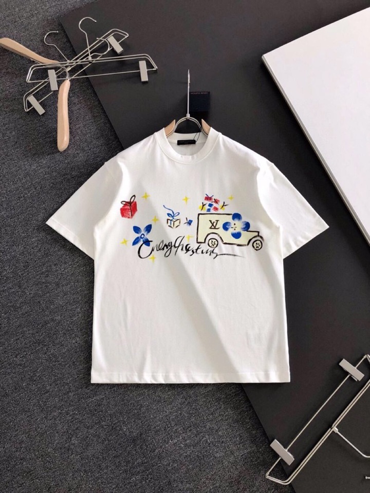 Louis Vuitton 路易威登 LV 驴牌（高版本）\n1V 2026SS春夏最新款圆领时尚手绘短