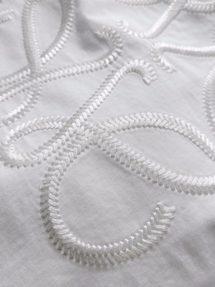 LOEWE 罗意威（高版本）2026SS春夏最新款圆领时尚短袖圆领T恤，官网同步，纯棉面料！贴肤舒适，耐