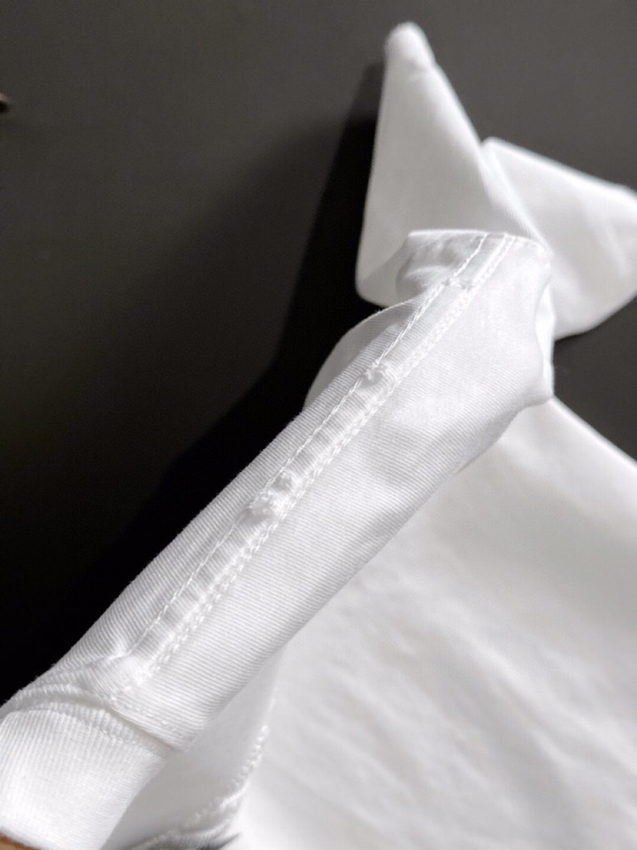 LOEWE 罗意威（高版本）2026SS春夏最新款圆领时尚短袖圆领T恤，官网同步，纯棉面料！贴肤舒适，耐