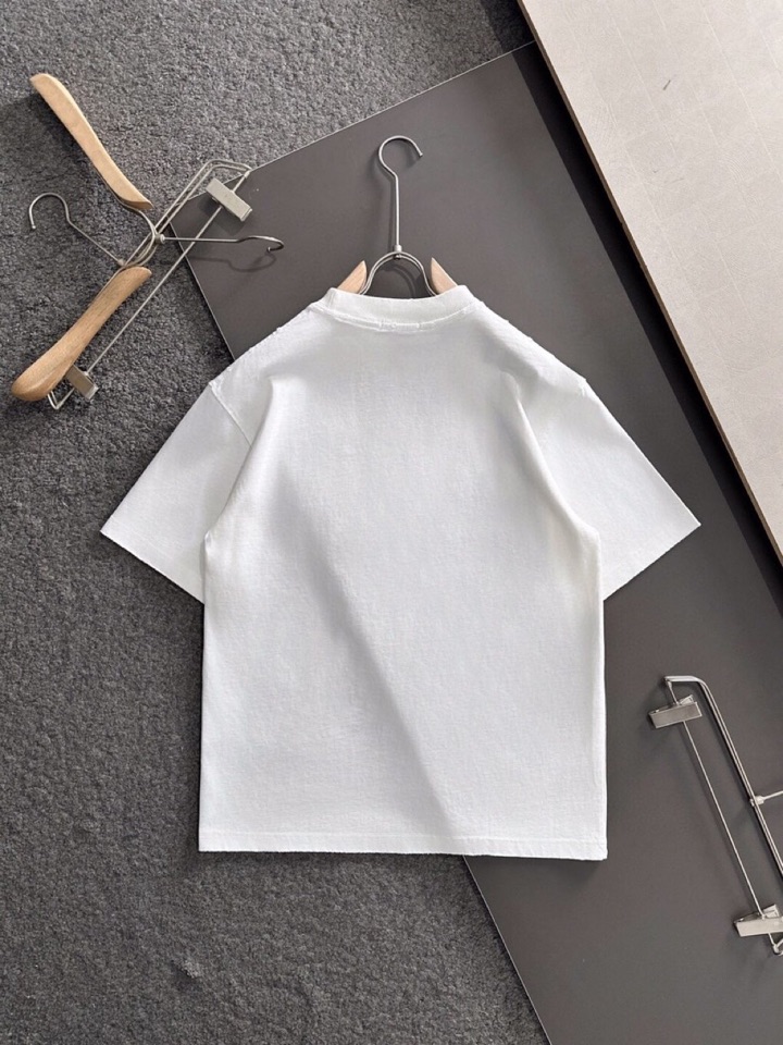 LOEWE 罗意威（高版本）2026SS春夏最新款圆领时尚短袖圆领T恤，官网同步，纯棉面料！贴肤舒适，耐