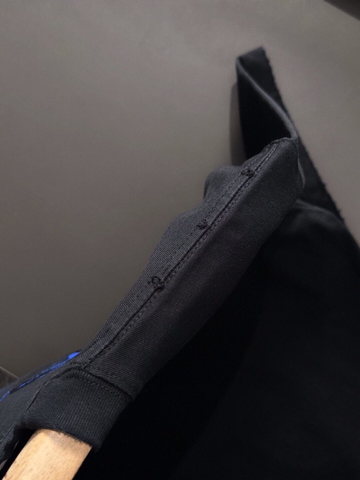 Dior 迪奥（高版本）\nCD 2026SS春夏最新款圆领时尚短袖圆领T恤，官网同步，纯棉面料！贴肤舒