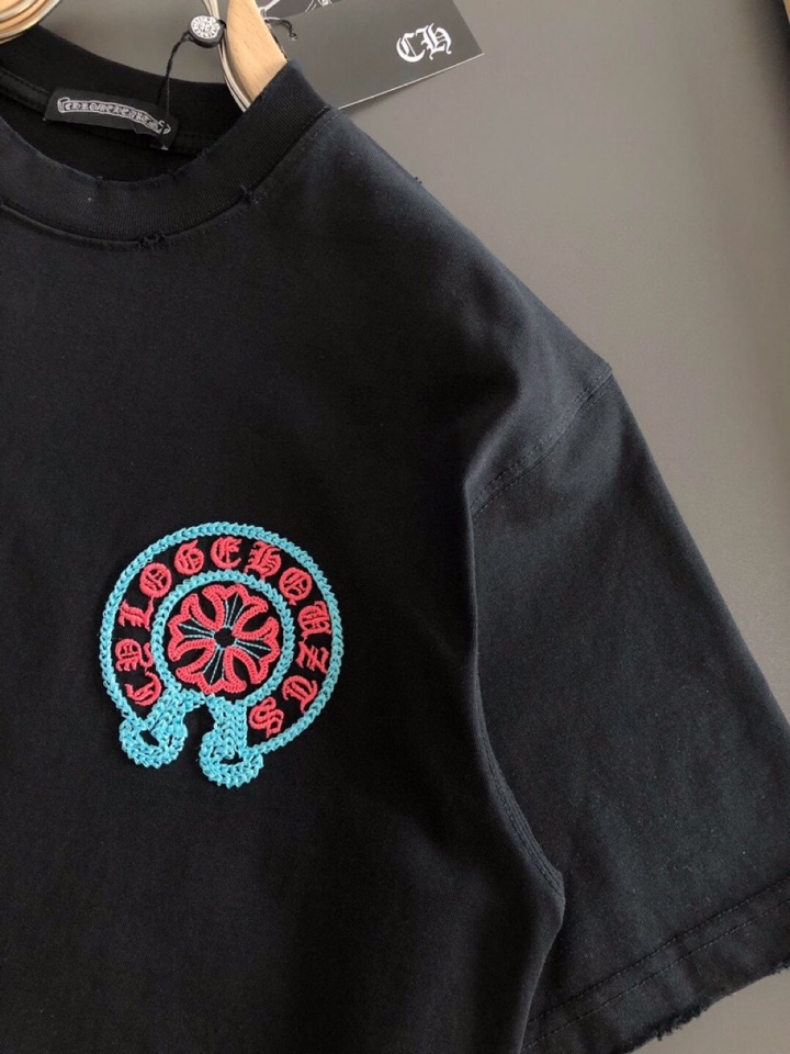 Chrome Hearts 克罗心（高版本）\nCH 2026SS春夏最新款圆领刺绣时尚短袖圆领T恤，官