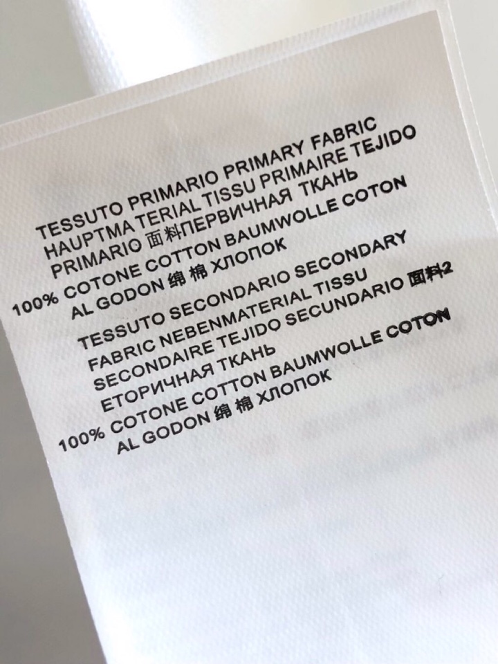 Maison Margiela 马吉拉（高版本）\nMM6 2026SS春夏最新款圆领时尚短袖圆领T恤，