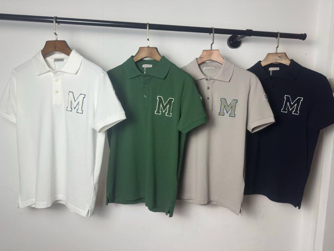Moncler 蒙口M家新款刺绣翻领T恤POLO衫，胸部毛巾绣工艺，简约大气，四个色，标齐！m-xxl