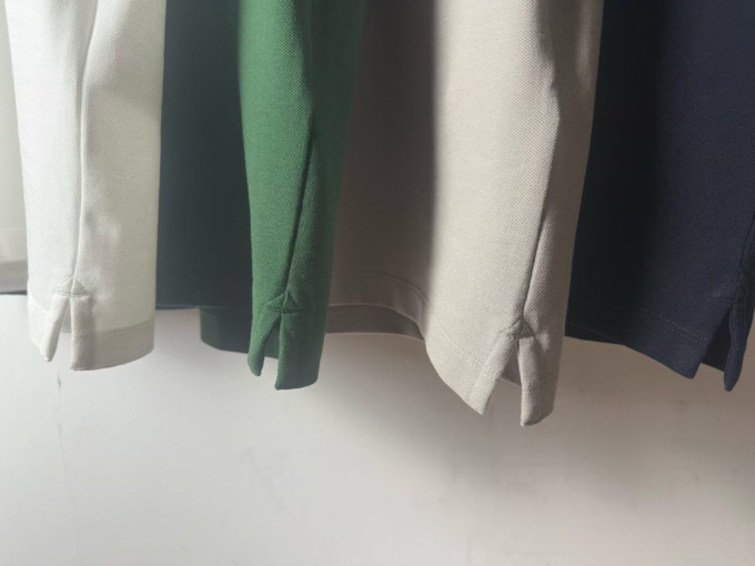 Moncler 蒙口M家新款刺绣翻领T恤POLO衫，胸部毛巾绣工艺，简约大气，四个色，标齐！m-xxl