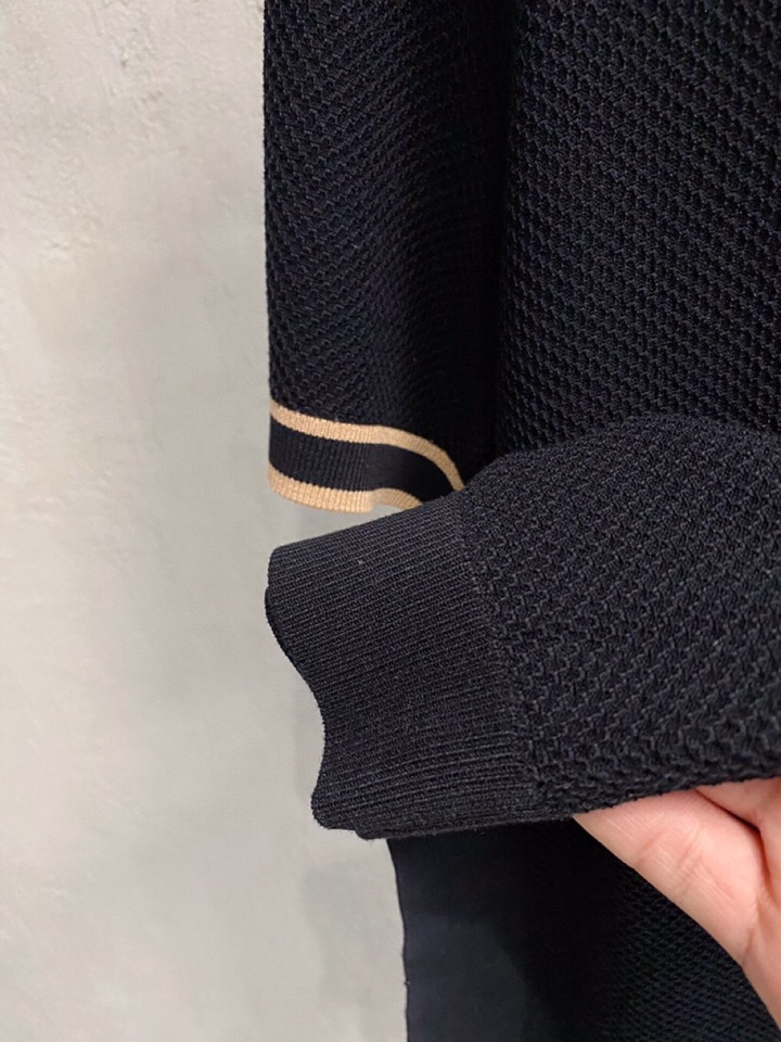 loro Piana 诺悠翩雅loro Piana 家族男士高端简约短袖翻领T恤Polo针织衫，经典王牌
