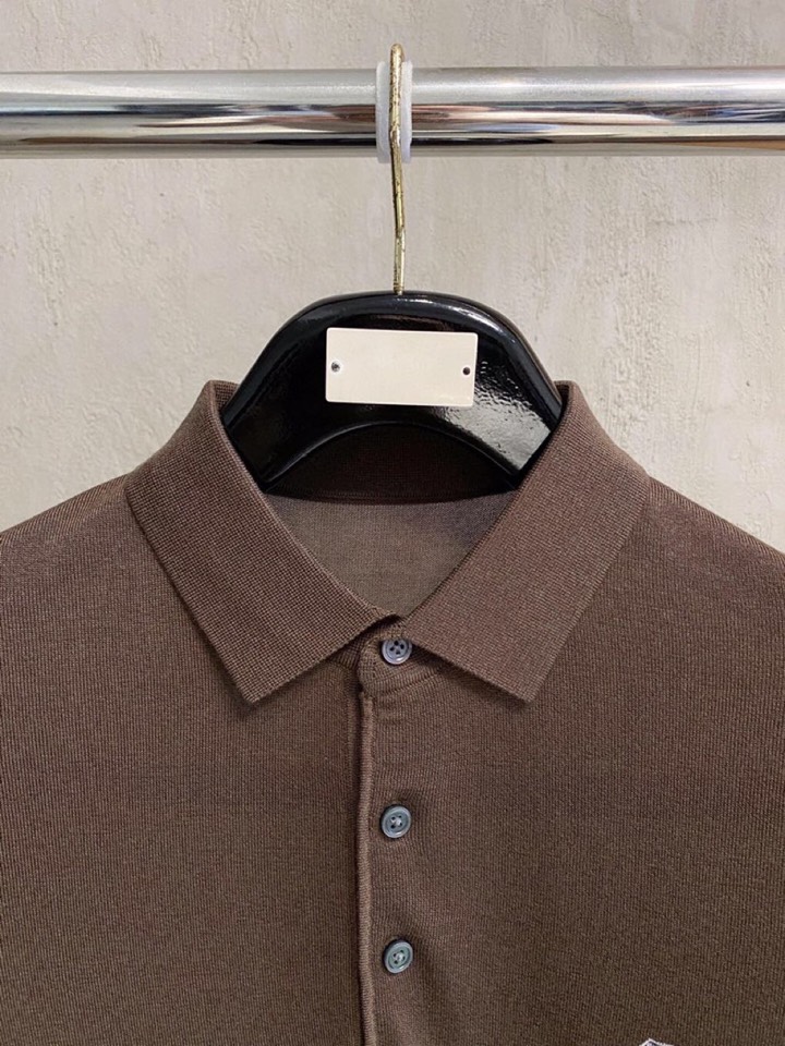 brunello Cucinelli bc家族男士高端简约短袖翻领T恤针织衫，经典王牌系列\n高端奢华且