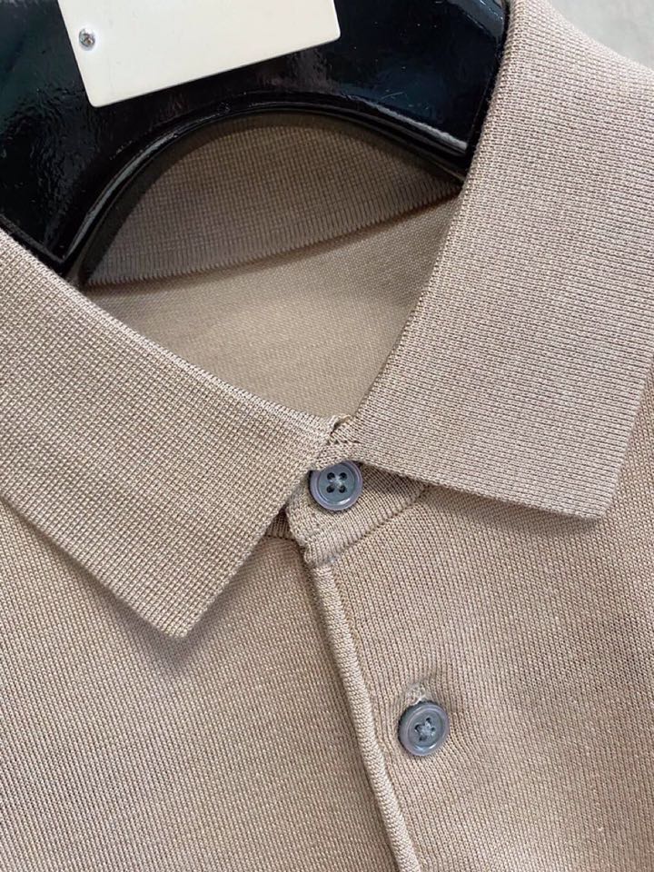 brunello Cucinelli bc家族男士高端简约短袖翻领T恤针织衫，经典王牌系列\n高端奢华且