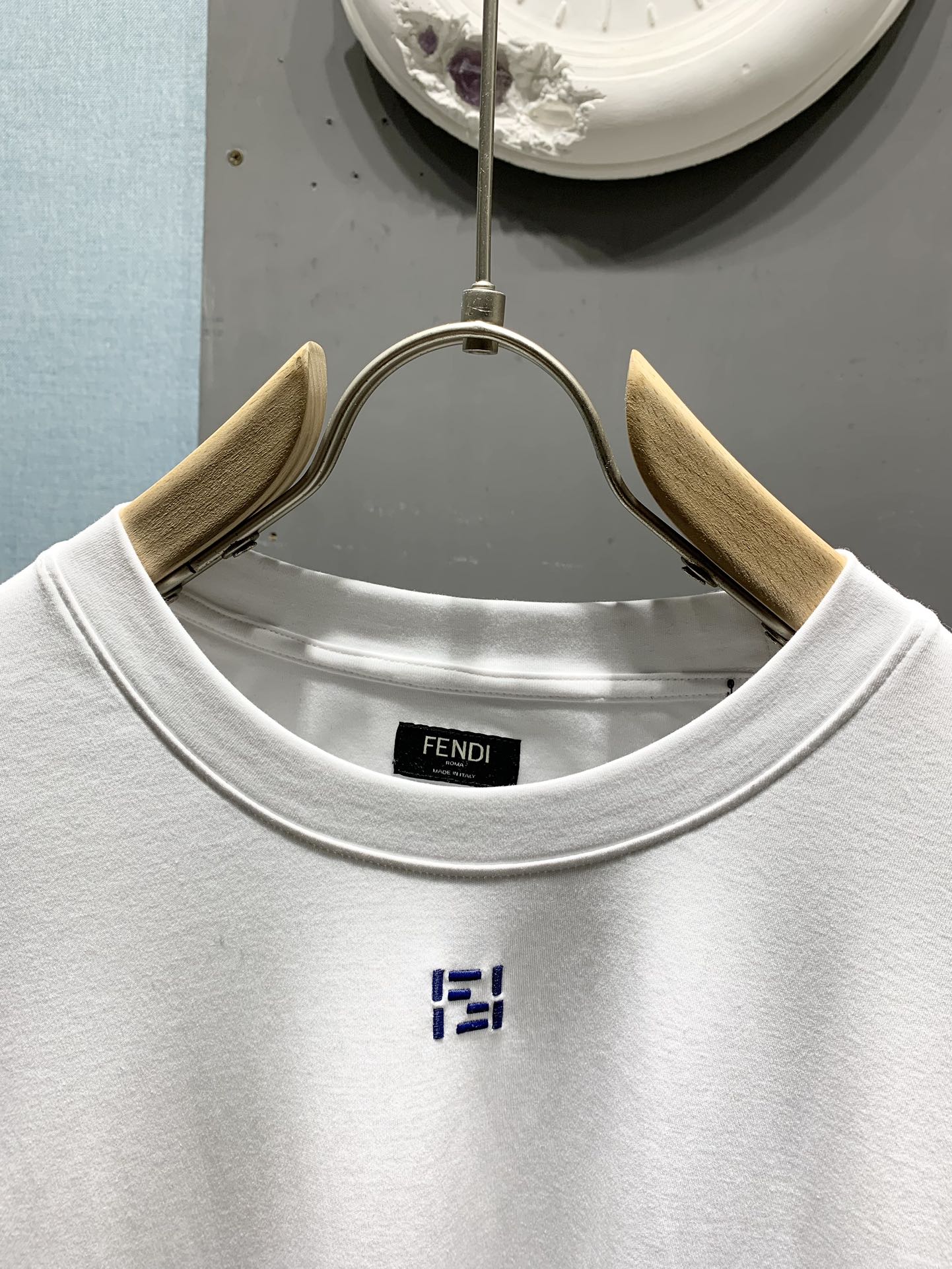 Fendi 不退换 Fendi FF刺绣T恤