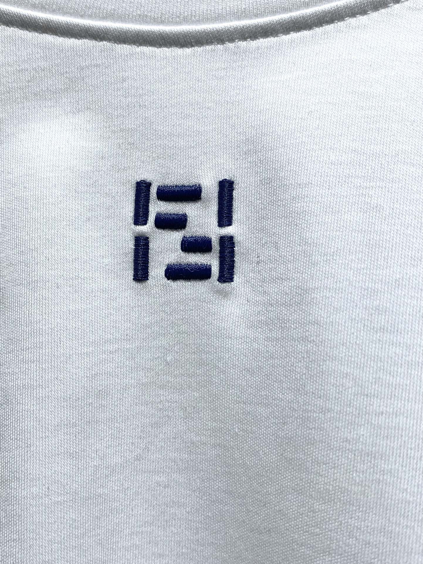 Fendi 不退换 Fendi FF刺绣T恤