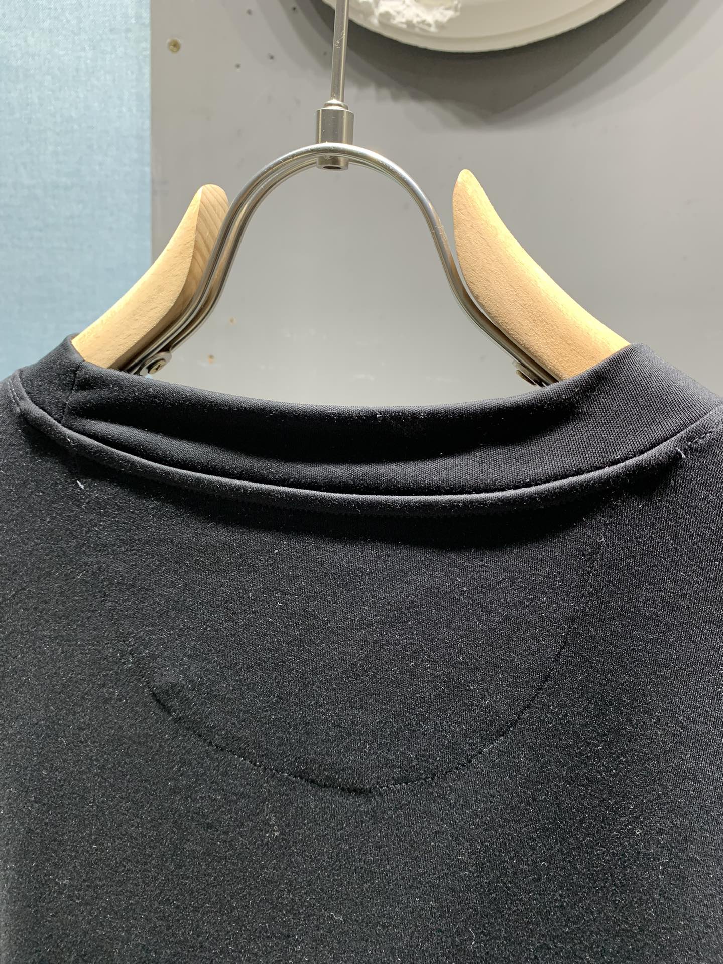Fendi 不退换 Fendi FF刺绣T恤
