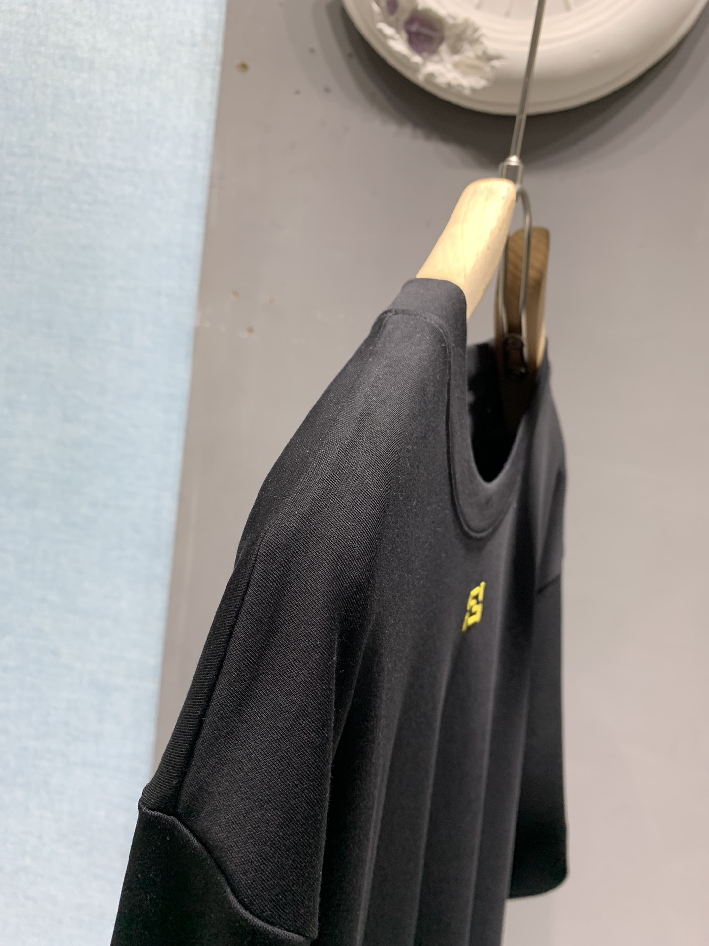 Fendi 不退换 Fendi FF刺绣T恤