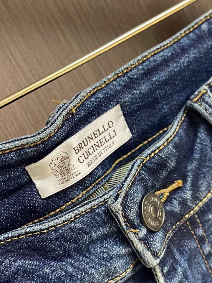 brunello Cucinelli bc 2026ss四季款新款牛仔裤。定制日本进口丹宁面料，手感柔软
