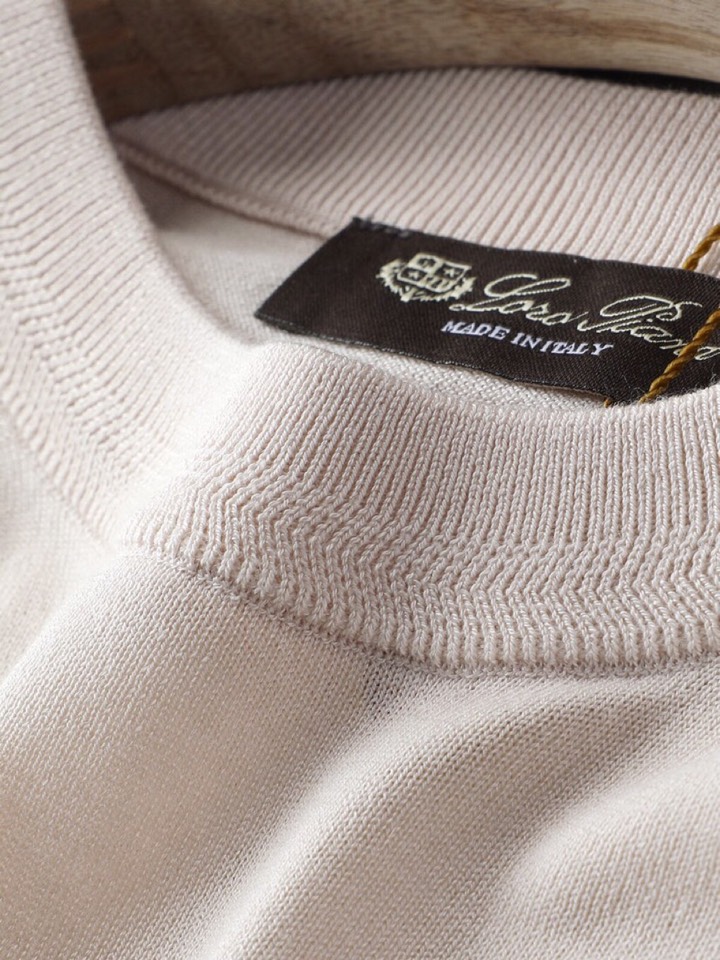 loro Piana 诺悠翩雅loro Piana 超级爆款推荐，男装系列爆款短袖圆领T恤针织衫，简约大