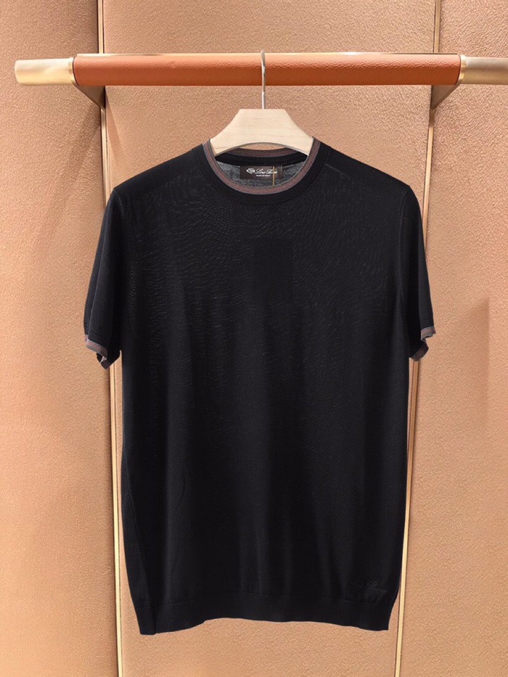 loro Piana 诺悠翩雅loro Piana 超级爆款推荐，男装系列爆款短袖圆领T恤针织衫，简约大