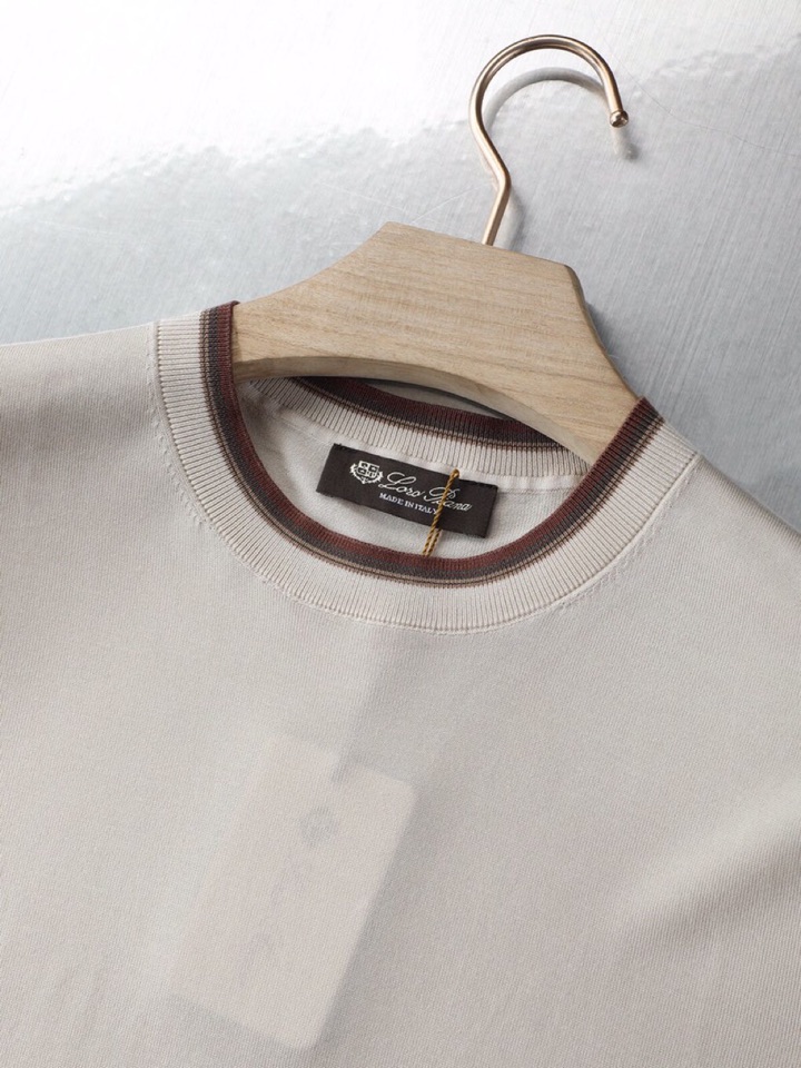 loro Piana 诺悠翩雅loro Piana 超级爆款推荐，男装系列爆款短袖圆领T恤针织衫，简约大