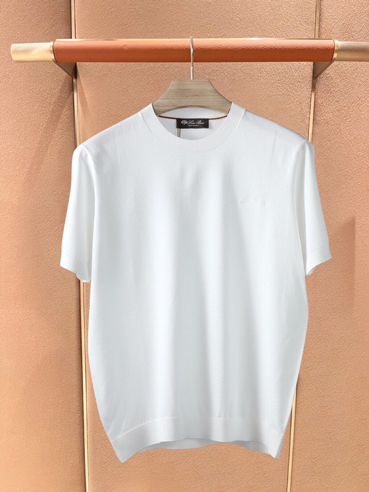 loro Piana 诺悠翩雅loro Piana 新款短袖圆领T恤针织上衣，精选优质面料，手感细腻柔软