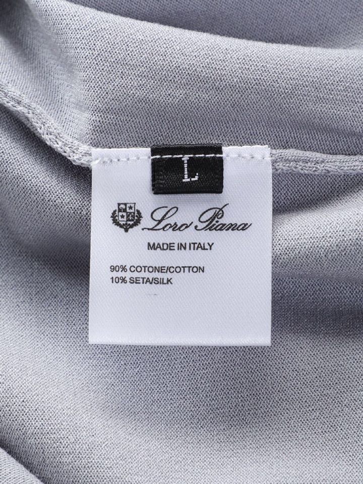 loro Piana 诺悠翩雅loro Piana 新款短袖圆领T恤针织上衣，精选优质面料，手感细腻柔软